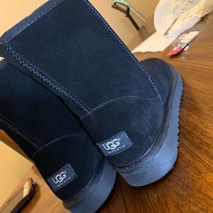 UGG Classic Short ll Black